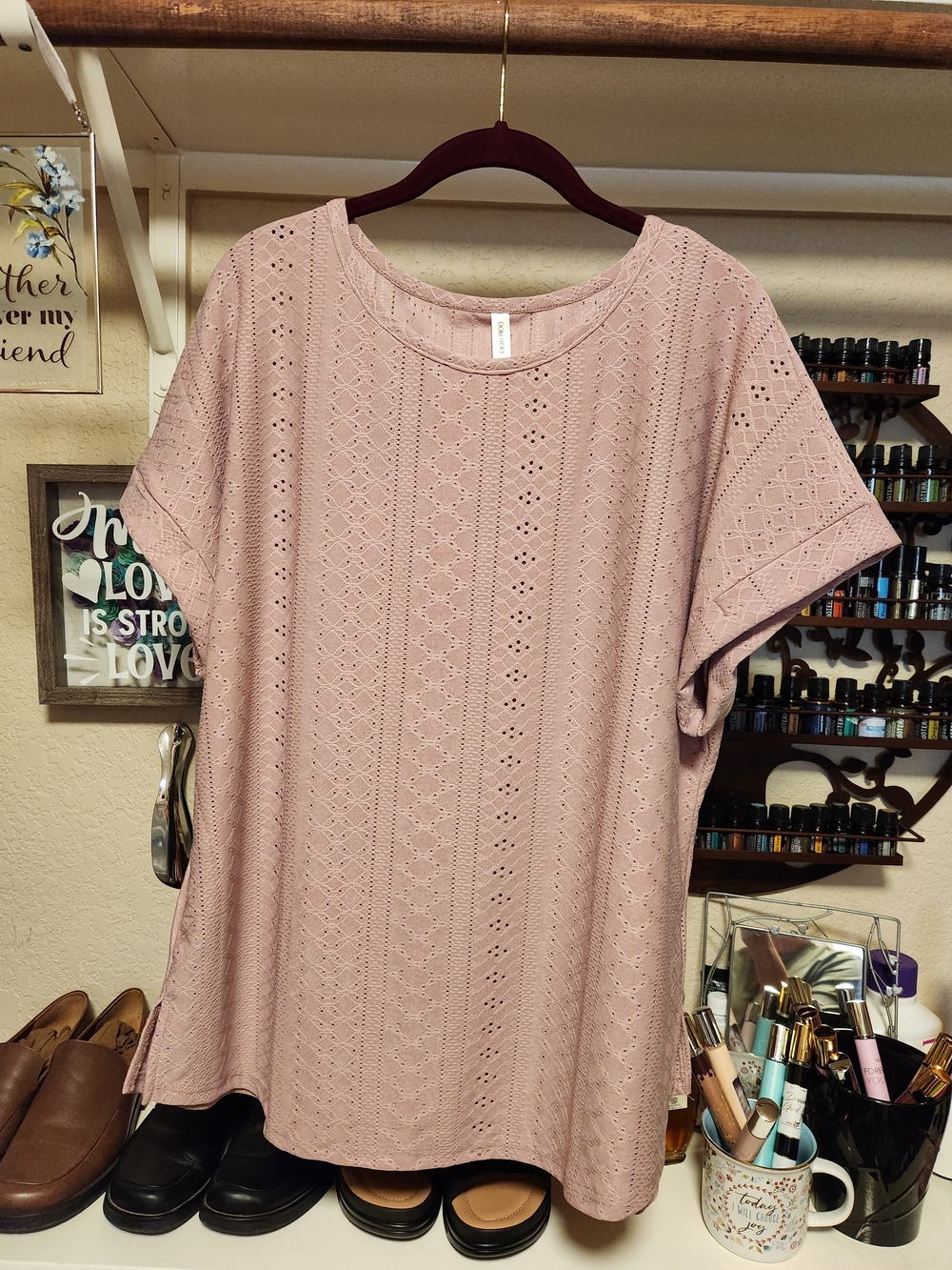 Relaxed Eyelet Knit Tee in Dusty Pink